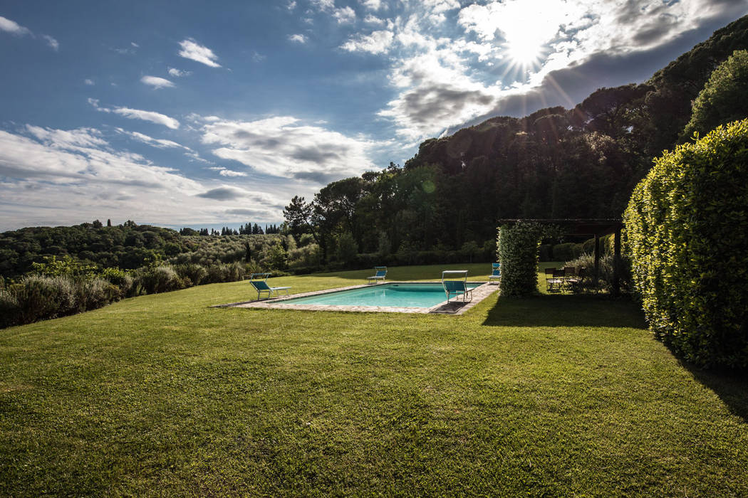 Villa in Toscana, Miidesign Miidesign Piscina in stile mediterraneo