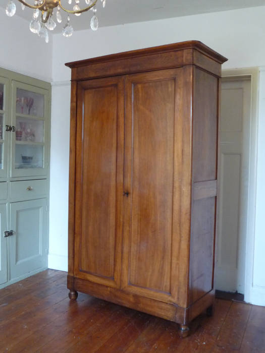 Antique Louis Philippe Cherrywood French Armoire homify Classic style bedroom Wardrobes & closets