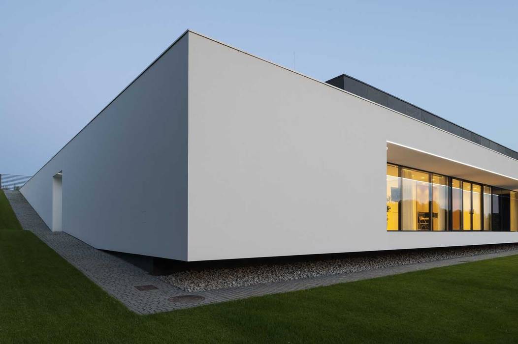 NEMO HOUSE , MOBIUS ARCHITEKCI PRZEMEK OLCZYK MOBIUS ARCHITEKCI PRZEMEK OLCZYK Casas estilo moderno: ideas, arquitectura e imágenes