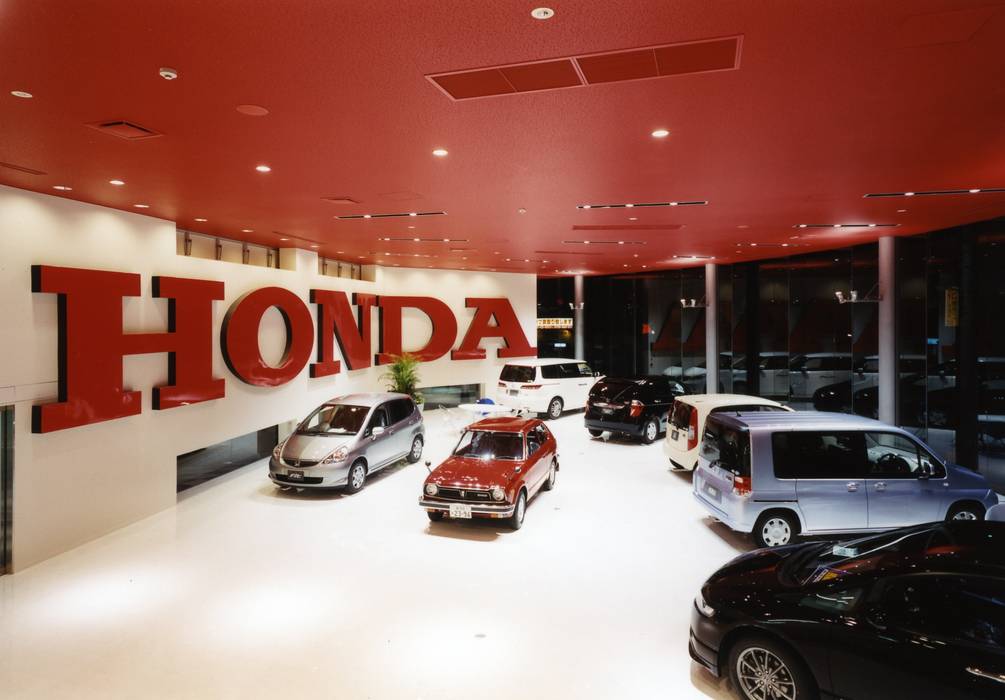 ホンダネットナラ本社 HondaCars奈良中央 登美ヶ丘店, 株式会社ＩＭＯデザイン 株式会社ＩＭＯデザイン Espacios comerciales Concesionarios