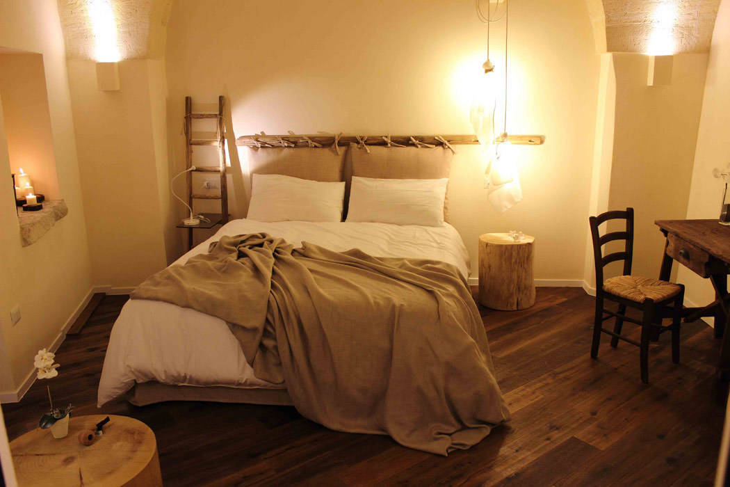 FondoVito B&B, FRANCESCO CARDANO Interior designer FRANCESCO CARDANO Interior designer Rustic style bedroom