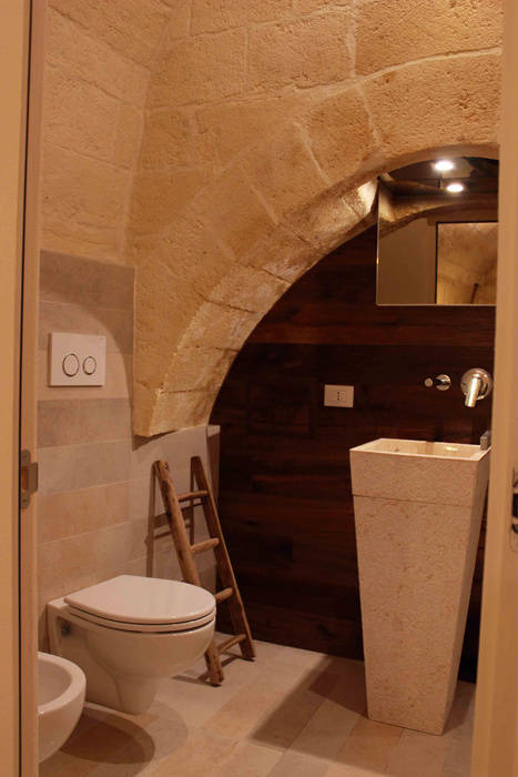 FondoVito B&B, FRANCESCO CARDANO Interior designer FRANCESCO CARDANO Interior designer Rustic style bathroom