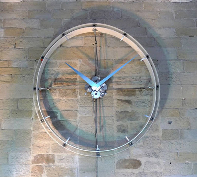 Breathing Clock - front view BLOTT WORKS Дома в стиле модерн Аксессуары и декор