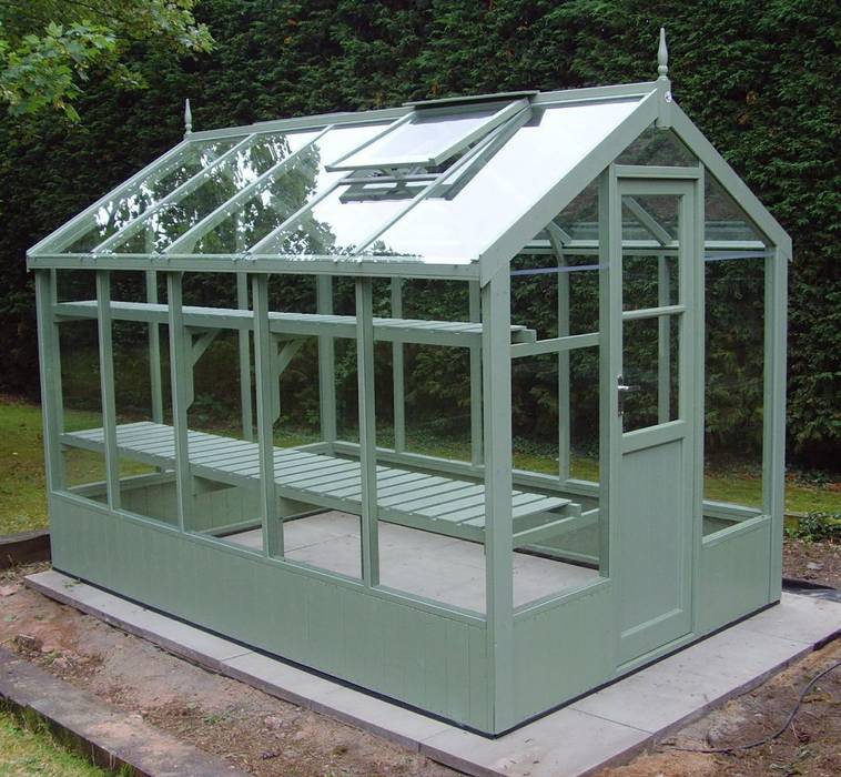 Swallow Kingfisher 6x10 Wooden Greenhouse homify Classic style gardens Greenhouses & pavilions