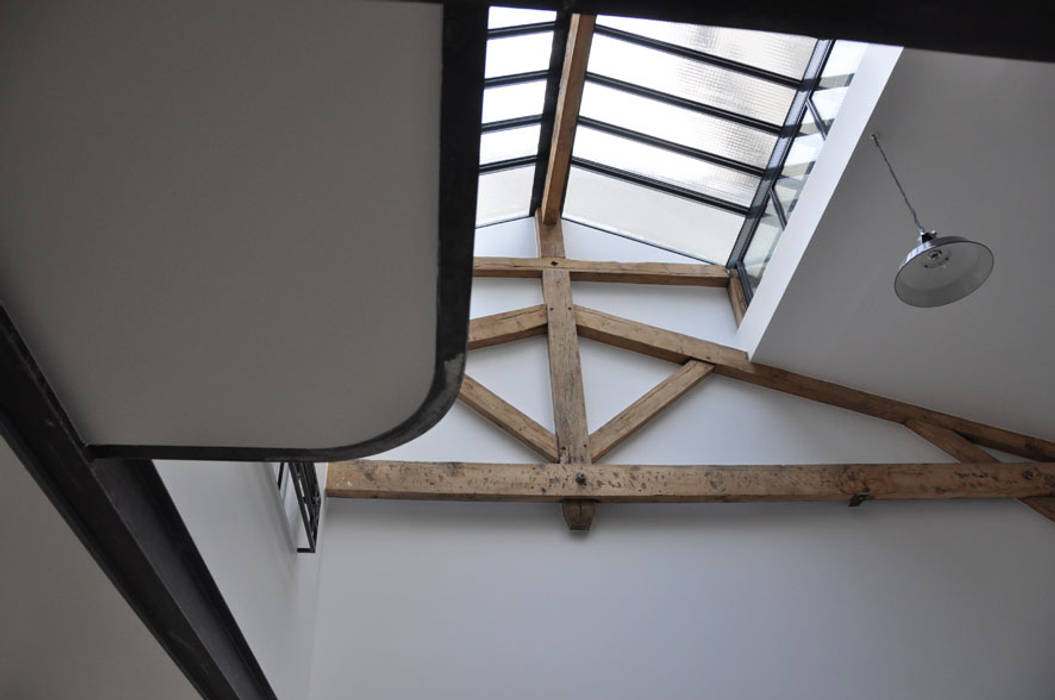 loft rue Servan Paris 11eme, jean-pierre gaignard jean-pierre gaignard 車庫/遮陽棚