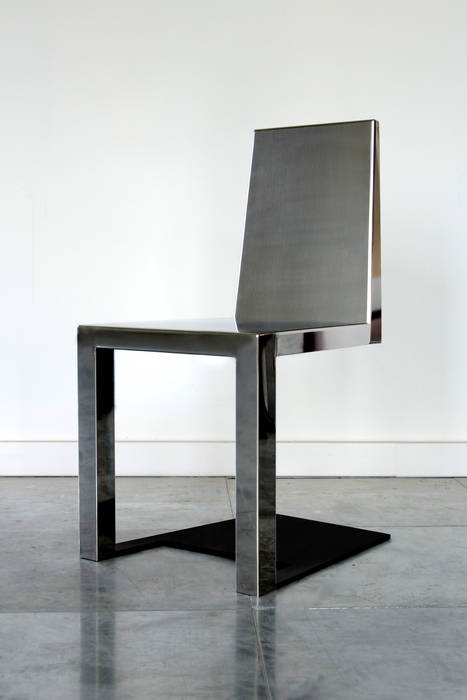 Stainless Steel Shadow Chair Duffy London Cocinas de estilo ecléctico Mesas, sillas y bancos