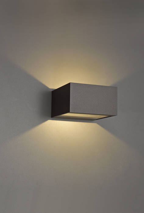 BL-DES-DEF BIPALED s.r.l. Ingresso, Corridoio & Scale in stile moderno Illuminazione