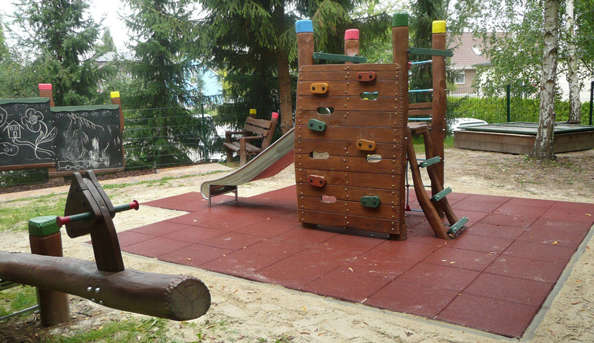 TOP FLOOR FOR FUN & SPORT WARCO Bodenbeläge Modern Gym