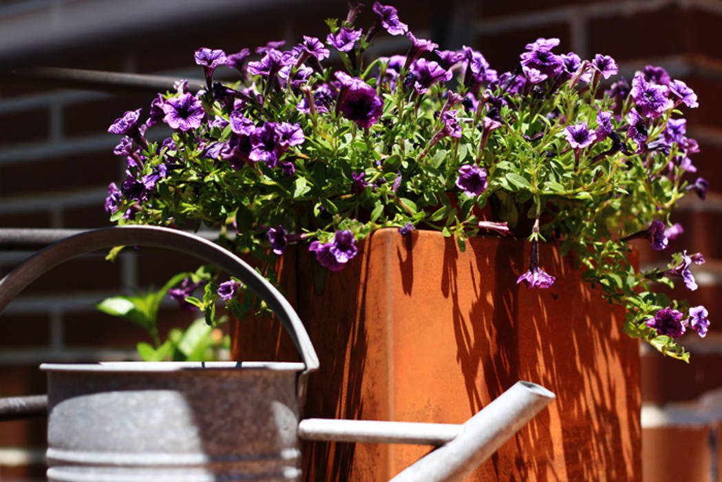 Design pots in Corten Steel, CLASS MANUFACTURING SA CLASS MANUFACTURING SA สวน กระถางและแจกัน