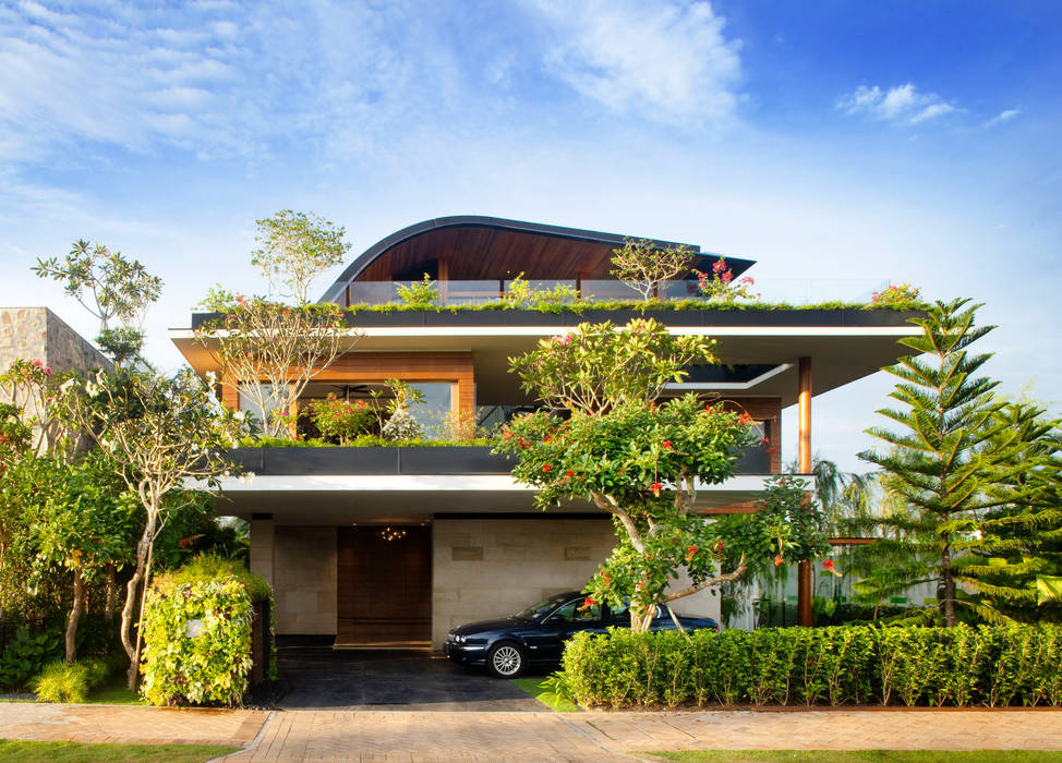 MEERA SKY GARDEN HOUSE Guz Architects Rumah Modern