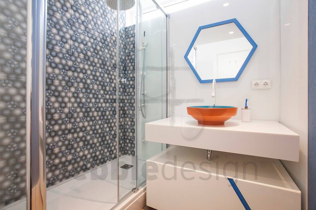 Kalkan Dublex Apartment/Suadiye, Pebbledesign / Çakıltașları Mimarlık Tasarım Pebbledesign / Çakıltașları Mimarlık Tasarım Modern bathroom