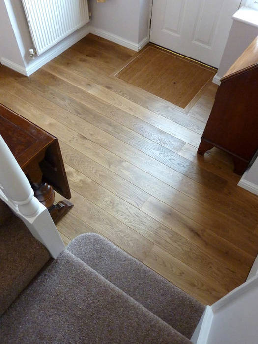 Smoked solid French oak flooring fitted in Cambridge Fine Oak Flooring Ltd. البلد، لقب، الرواق، رواق، &، درج ديكورات واكسسوارات