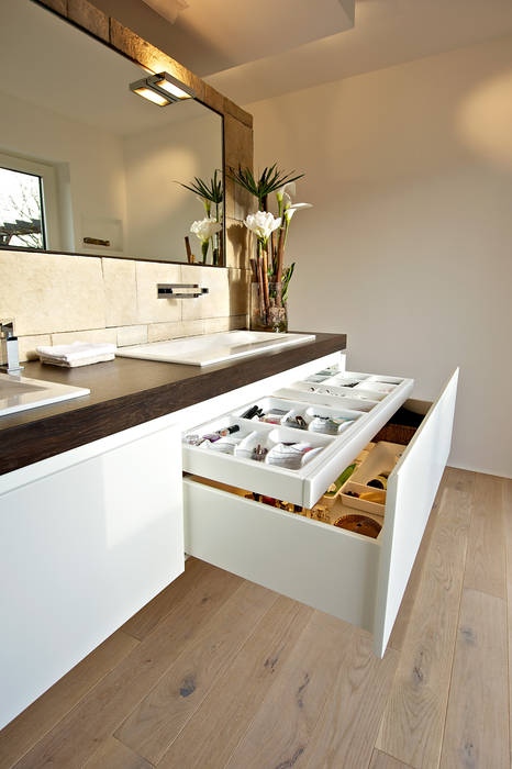 Waschtisch mit apothekerschrank, helm design by helm einrichtung gmbh