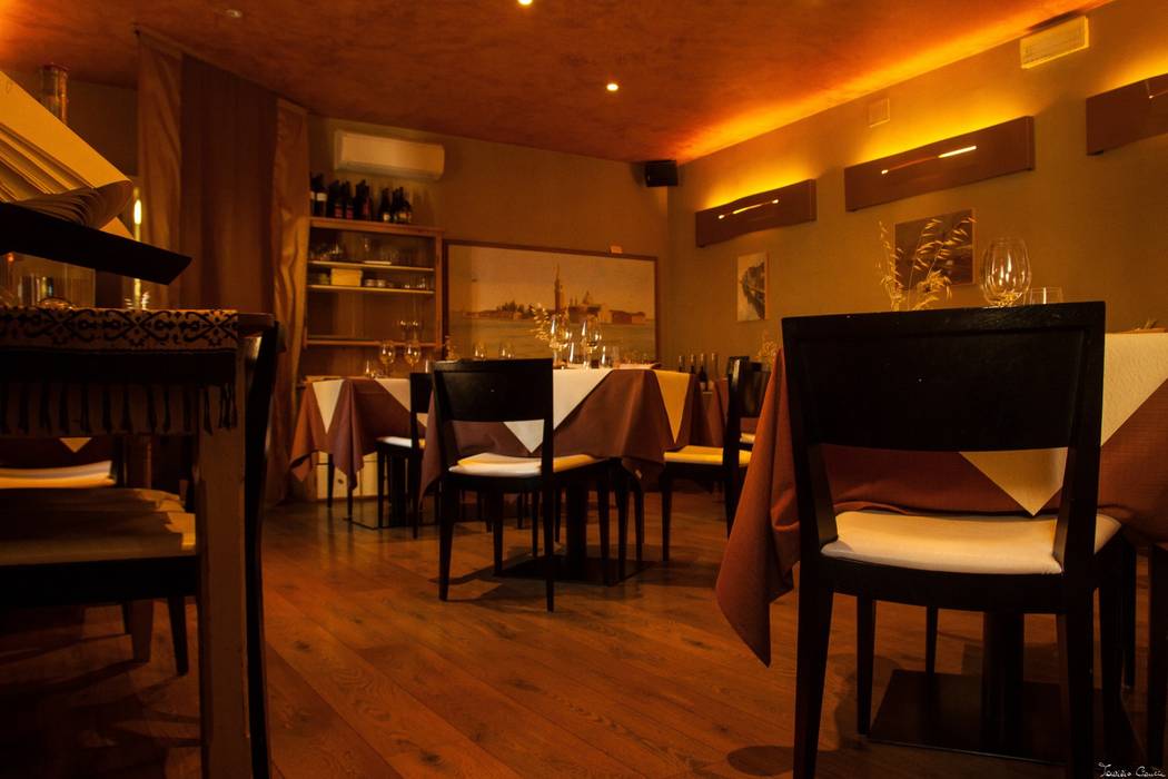 Pepata Di Corte Michielizanatta Net Negozi Locali Commerciali In Stile Rustico Homify