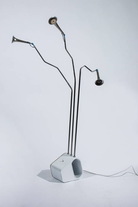 Recycling: lamps, Scuola Italiana Design Scuola Italiana Design Навчання/офісОсвітлення