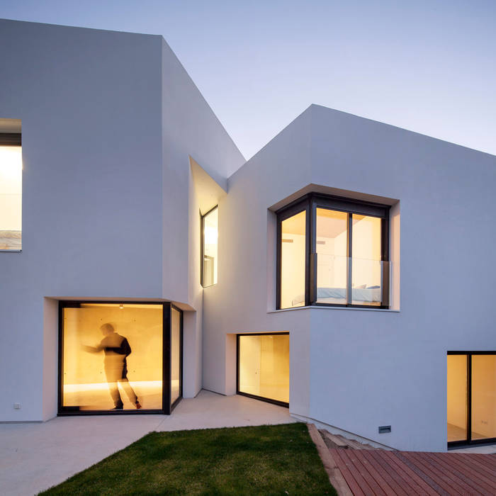 Casa en Llavaneres, MIRAG Arquitectura i Gestió MIRAG Arquitectura i Gestió Casas de estilo mediterráneo