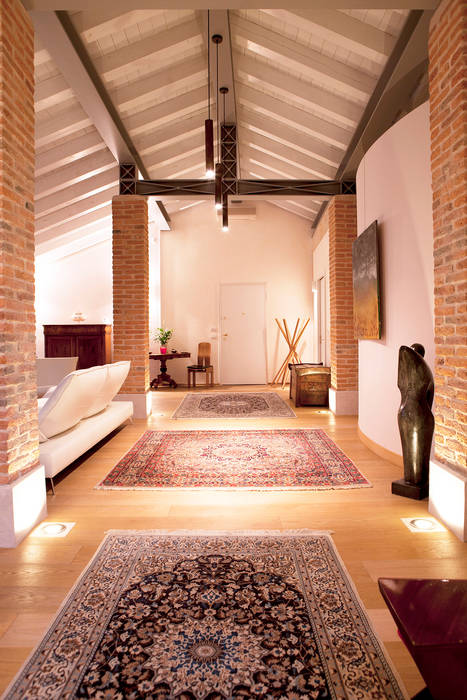 Contrapposizione di stili, DeMeo+Porvett DeMeo+Porvett Classic style living room
