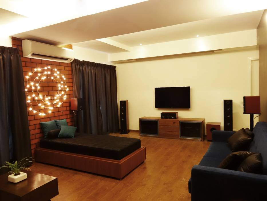 Robin & Arjun's Residence / Renovation & Apartment Interiors, Source Architecture Source Architecture Rustic