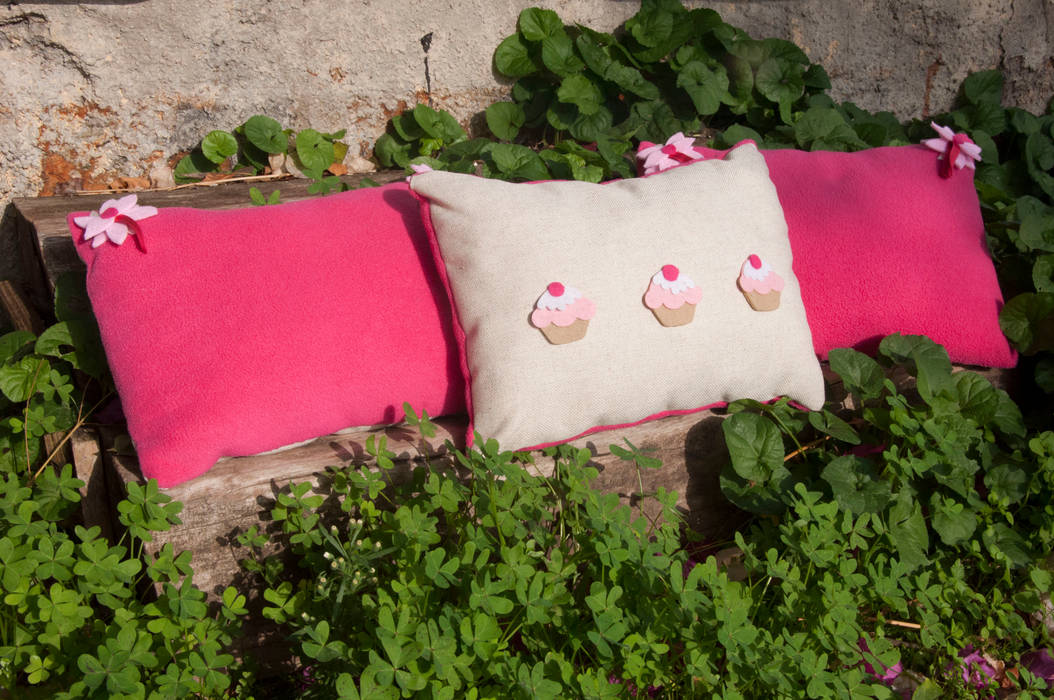 Pink Cupcake 3'lü Yastık Set fingerscrossed Akdeniz Yatak Odası Tekstil Ürünleri