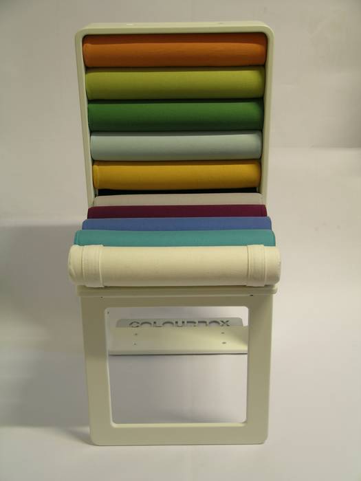 seduta COLOURBOX, Zatoo Design Studio Zatoo Design Studio Giardino interno Paesaggio d'interni