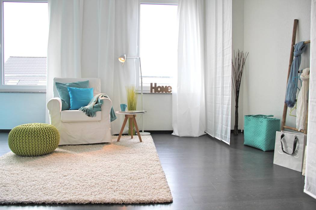 Schlaf-/Ankleidezimmer nach dem Staging raumwerte Home Staging Mediterrane Ankleidezimmer