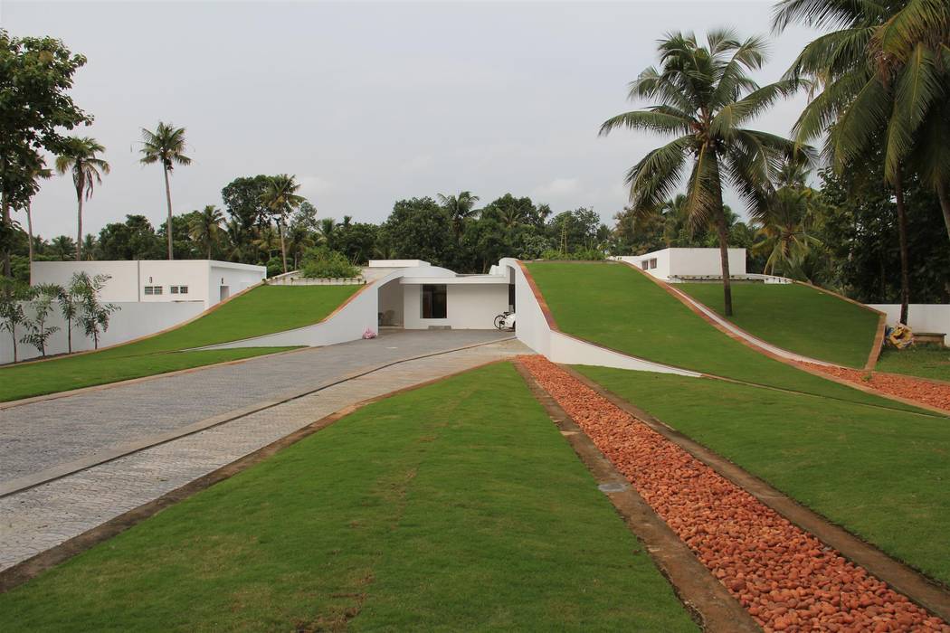 The Green Roof Residence , LIJO.RENY.architects LIJO.RENY.architects Houses