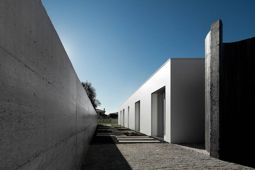 XIEIRA HOUSE II, A2+ ARQUITECTOS A2+ ARQUITECTOS Modern Houses