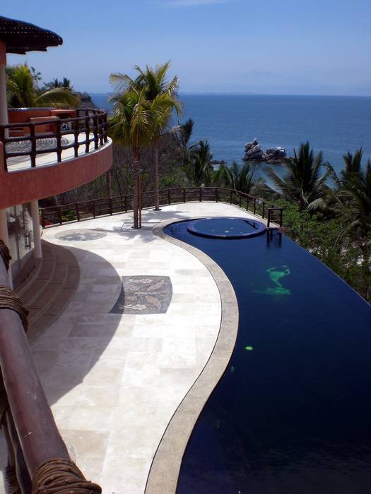 Mariposa House, arqflores / architect arqflores / architect Tropical style pool