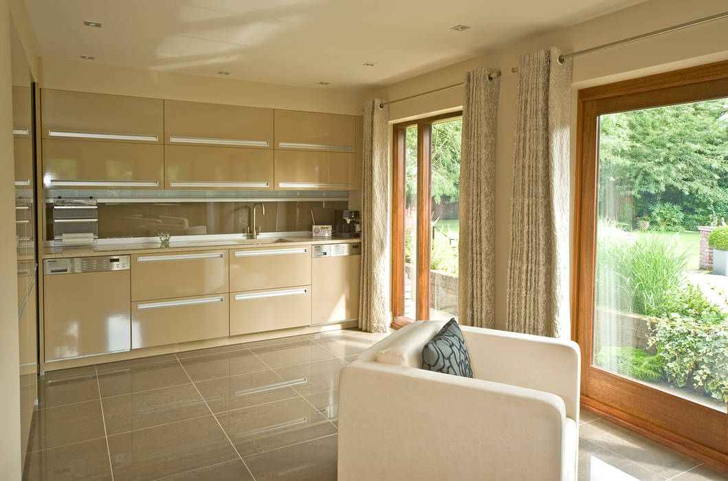 Mr Mrs Taylor S Kitchen Modern Kitchen By Diane Berry Kitchens Modern Homify