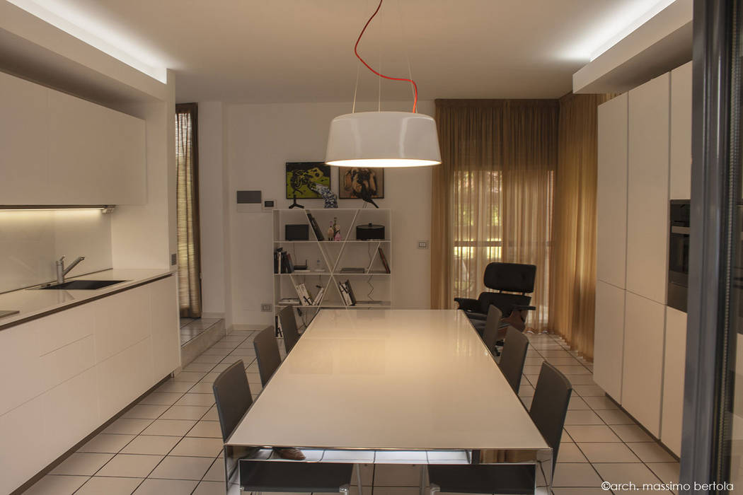 Living kitchen, Arch. Massimo Bertola Arch. Massimo Bertola Cucina minimalista