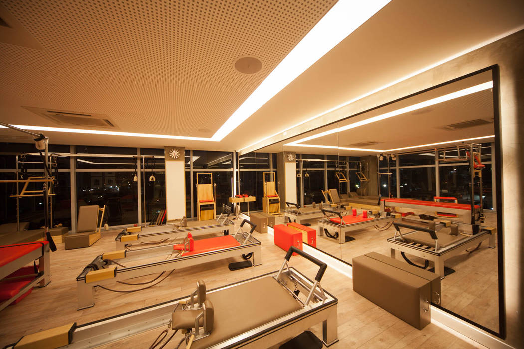 Academia Edge Life Sports, Betty Birger Arquitetura & Design Betty Birger Arquitetura & Design 모던스타일 피트니스 룸