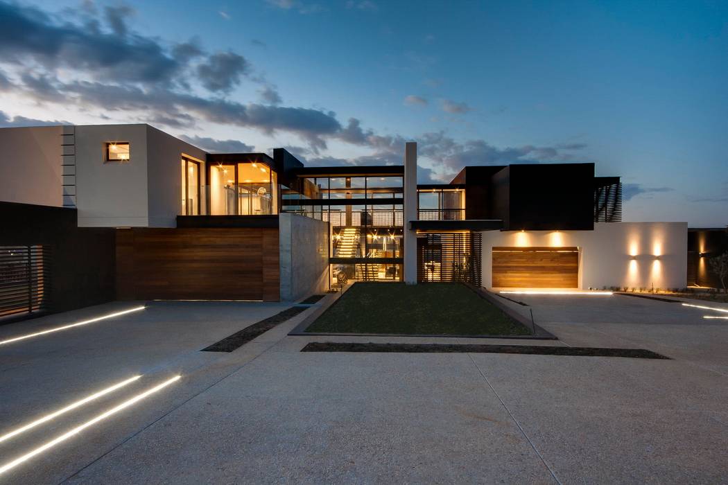 House Boz , Nico Van Der Meulen Architects Nico Van Der Meulen Architects Nowoczesne domy