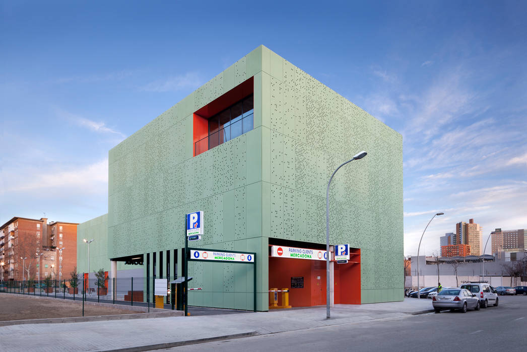 Centro Comercial Mercadona, ERV Arquitectes Associats SLP ERV Arquitectes Associats SLP Espacios