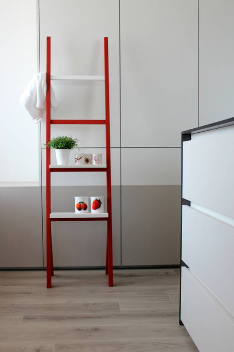 Ypsy for the Kitchen homify Kitchen Cabinets & shelves