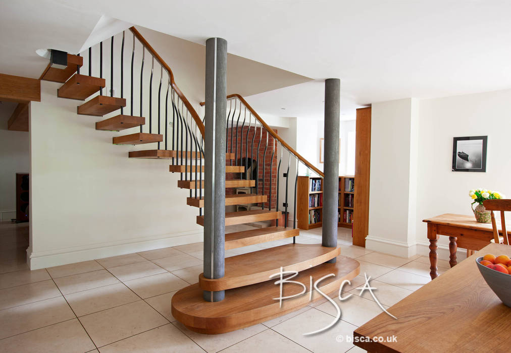 Victorian Basement Staircase ref 3340, Bisca Staircases Bisca Staircases Classic style corridor, hallway and stairs