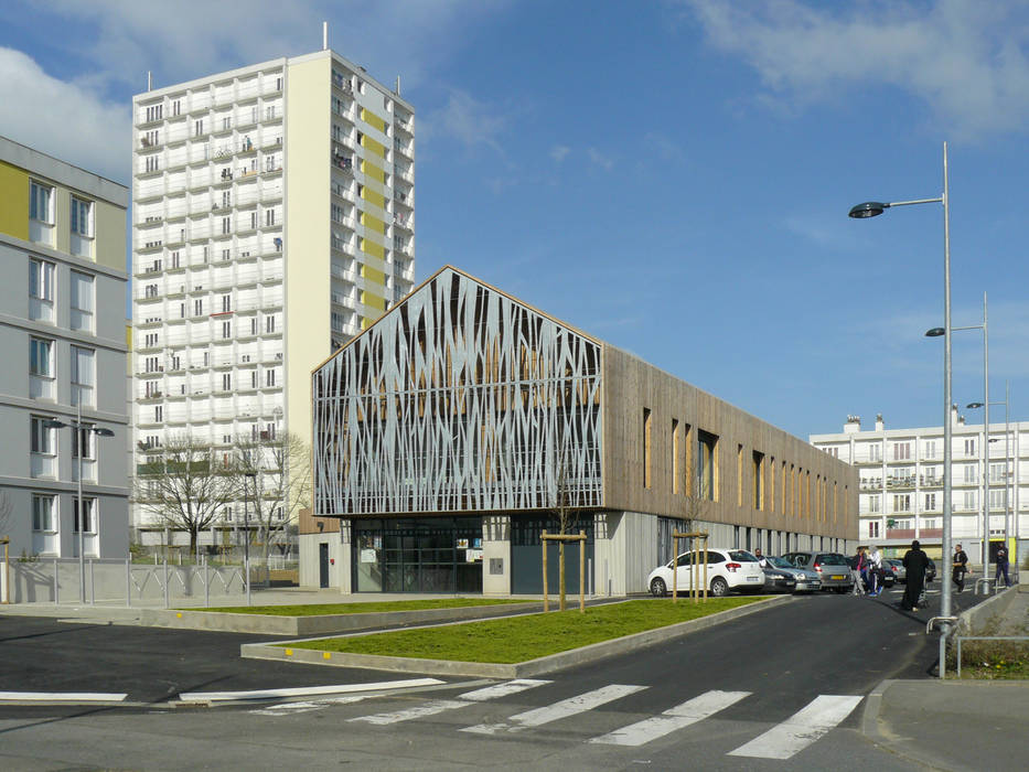 ESPACE ENFANCE - ASSOCIATIONS A BREST , TOPOS ARCHITECTURE TOPOS ARCHITECTURE Espaces commerciaux Ecoles