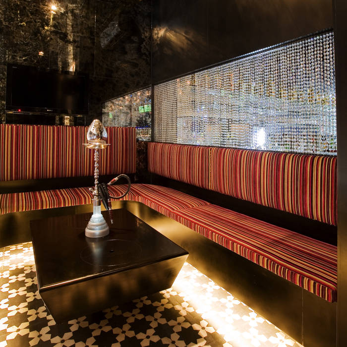 Hookah Lounge Satélite, BNKR Arquitectura BNKR Arquitectura Eclectische