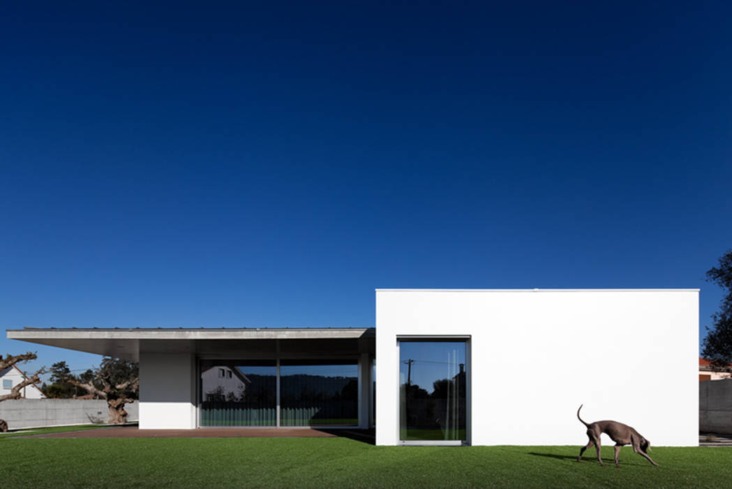 XIEIRA HOUSE II, A2+ ARQUITECTOS A2+ ARQUITECTOS Nowoczesne domy