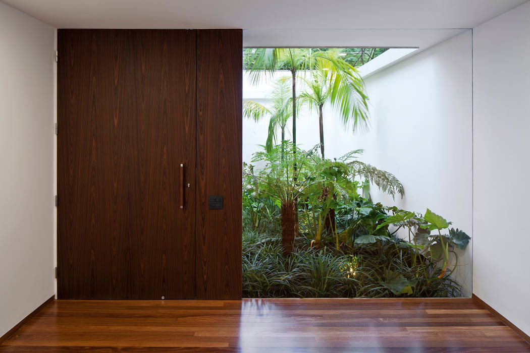 MR House/Casa MR, Pascali Semerdjian Arquitetos Pascali Semerdjian Arquitetos شبابيك