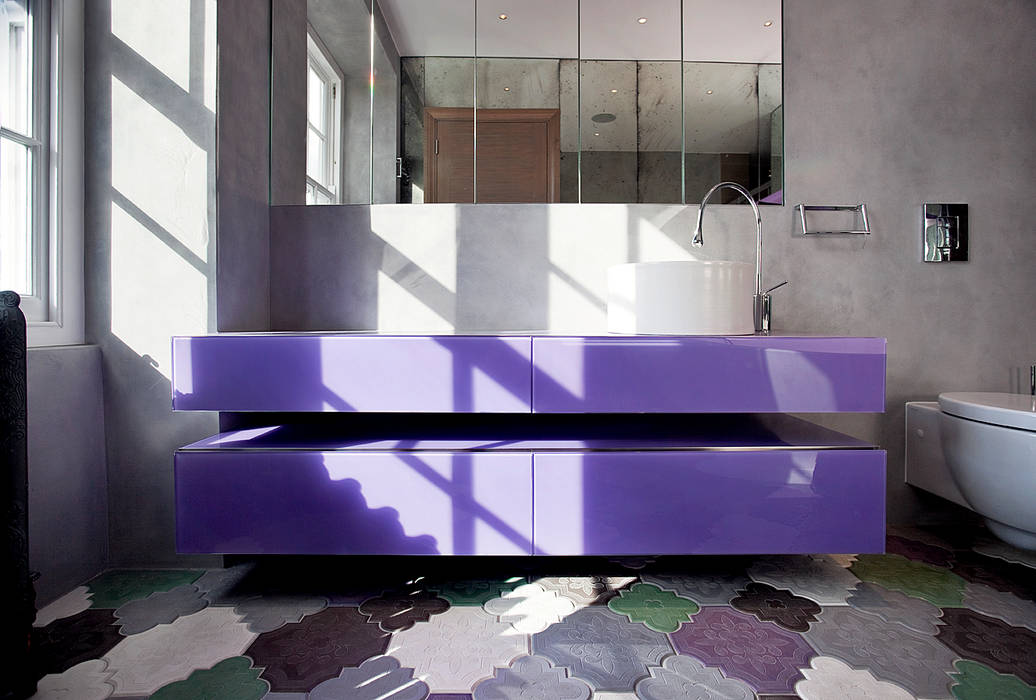 Bathroom Roselind Wilson Design Baños de estilo moderno bathroom sink,bathroom floor,modern,purple,vanity,interior design