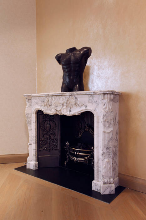 Fireplace Roselind Wilson Design Casas de estilo moderno fireplace,marble,contemporary,interior design