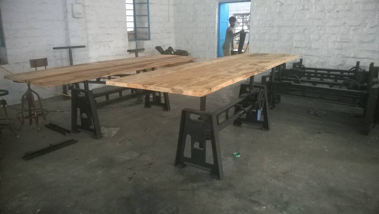 Industrial Mechanical Dining Table Vinayak Art Inc. Industrial style dining room Tables