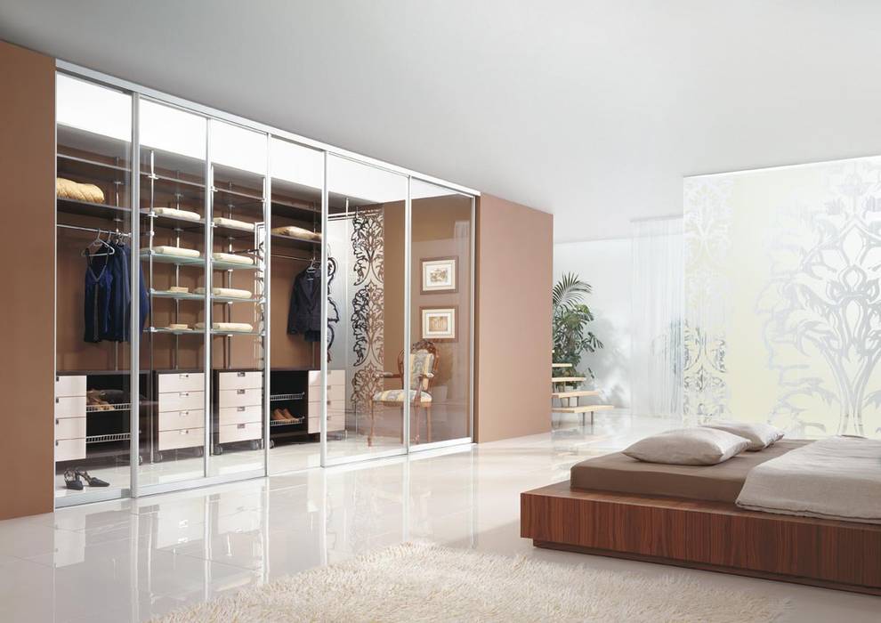 Sliding Wardrobe Doors, Sliding Wardrobes World Ltd Sliding Wardrobes World Ltd Modern style bedroom Beds & headboards