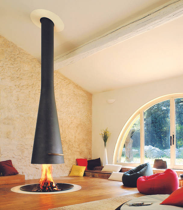 homify Salones modernos Chimeneas y accesorios