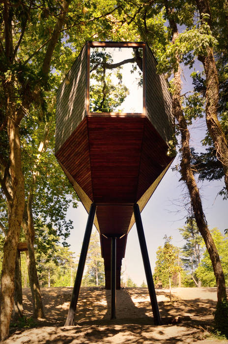 TREE SNAKE HOUSES, RA\\ Rebelo de Andrade RA\\ Rebelo de Andrade Ruang Komersial Hotels