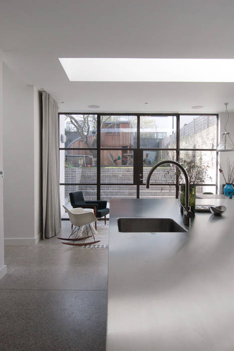 Mortimer Road, De Beauvoir, Emmett Russell Architects Emmett Russell Architects Kitchen