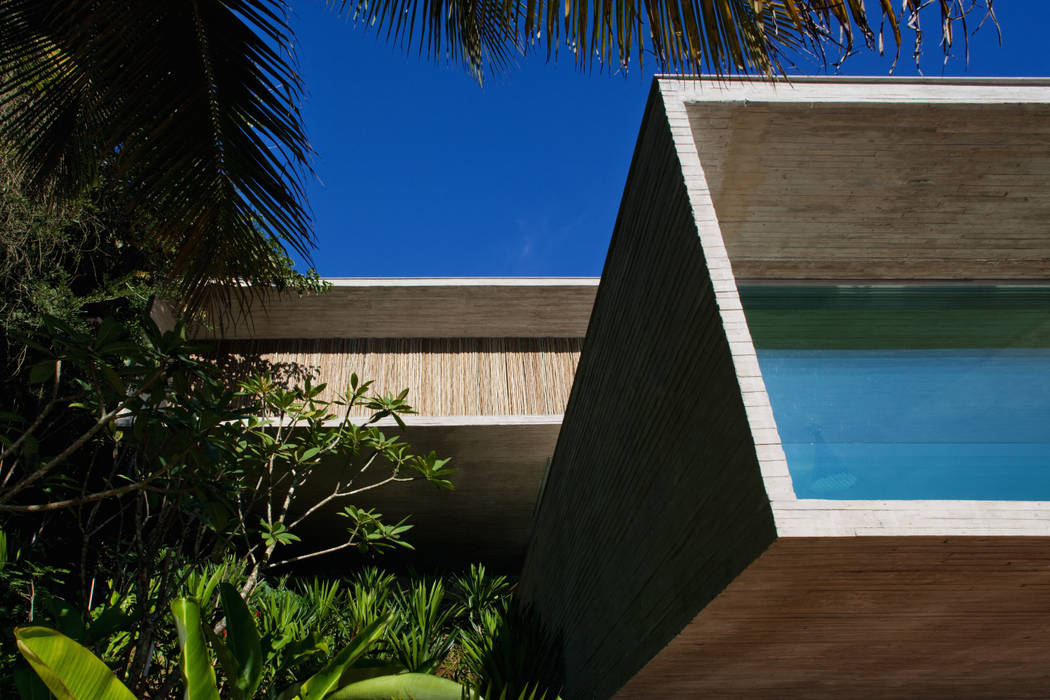 Paraty House, Studio MK27 Studio MK27 Casas modernas