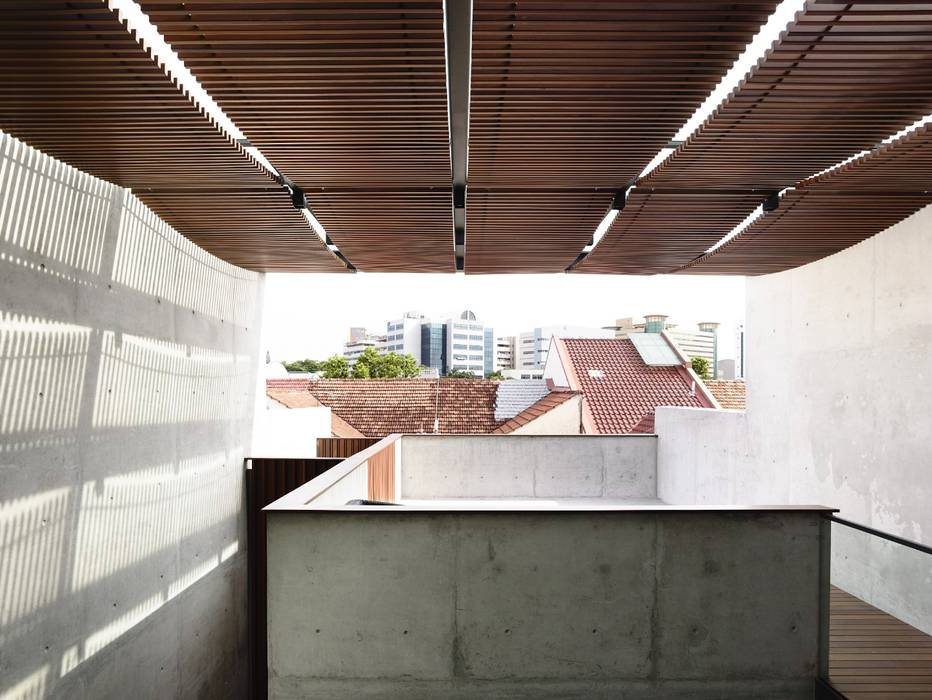 Well of Light, HYLA Architects HYLA Architects モダンデザインの テラス