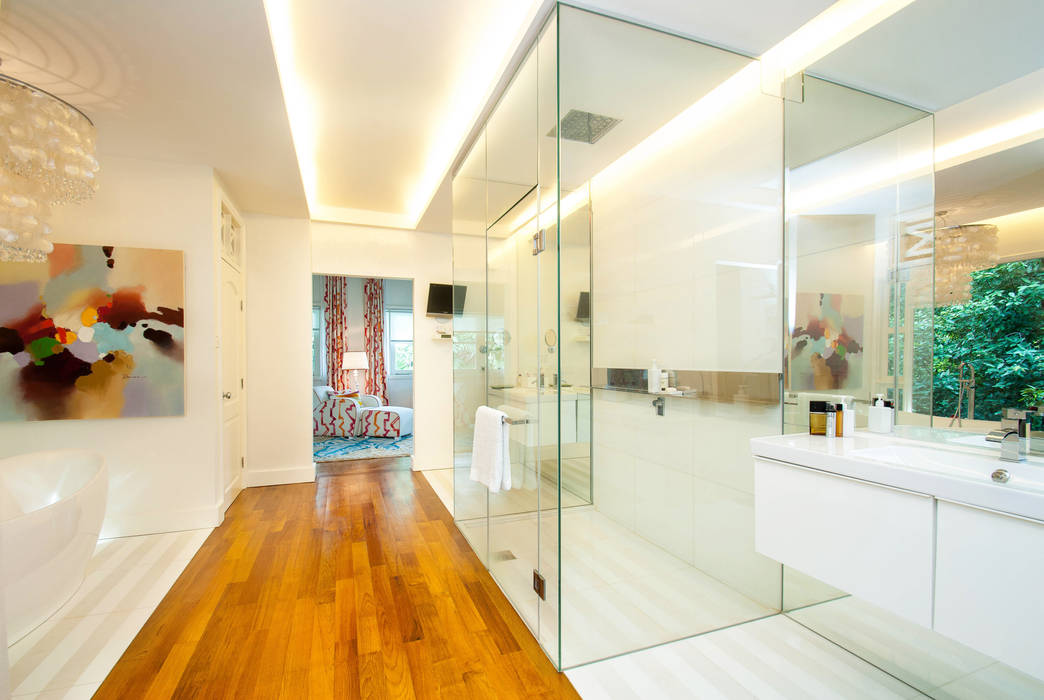 International Prop Award Winner-Best Interior Design Singapore 2013, Design Intervention Design Intervention Colonial style bathroom