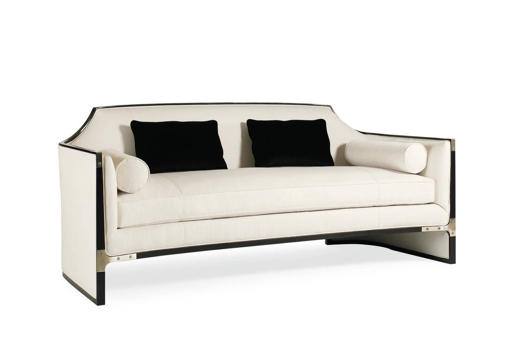 SIMPLY PUT, DOBLEUU DESIGN DOBLEUU DESIGN Classic style living room Sofas & armchairs